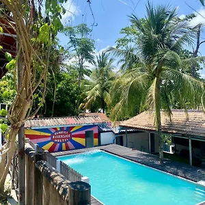 https://sunrise-hostel.hotelsluangprabang.com